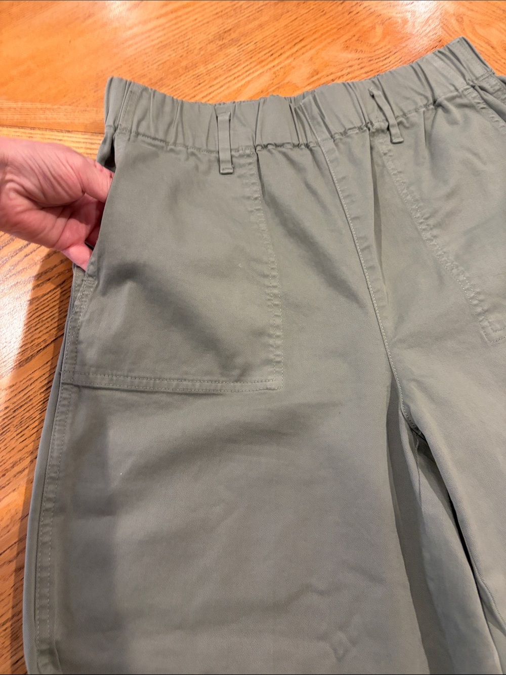 J. Crew Elastic High Rise Baggy Green Cropped Wide Leg Chino Pants - Size Medium - Picture 5 of 14